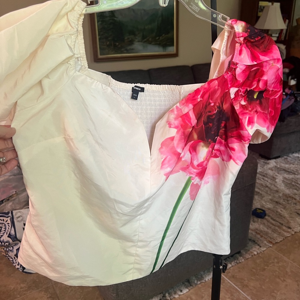 Express Cream Off-Shoulder Crop Top with Pink Floral
